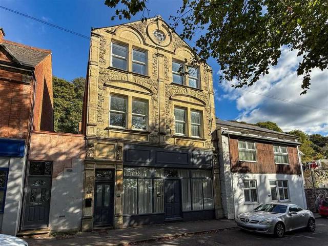 Townhouse for sale in Forthampton, Worcestershire