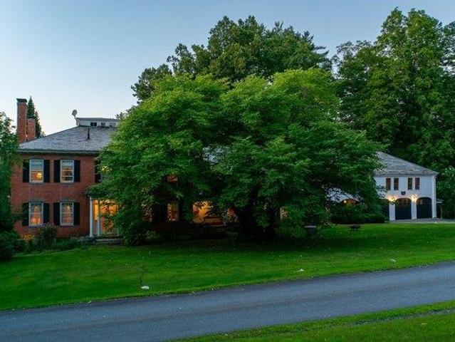 House for sale in New Hampshire