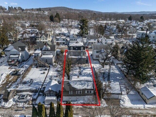House for sale in Washington, New Jersey