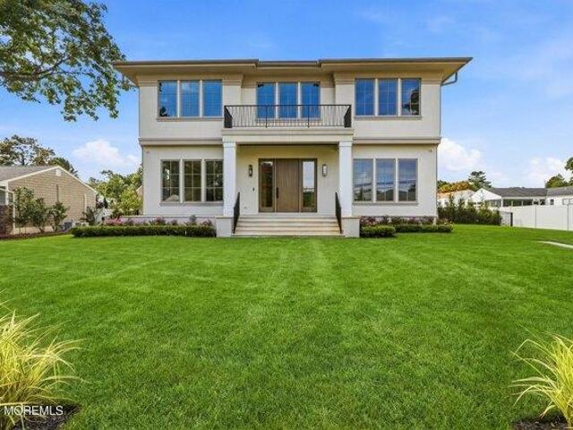House for sale in Monmouth, New Jersey