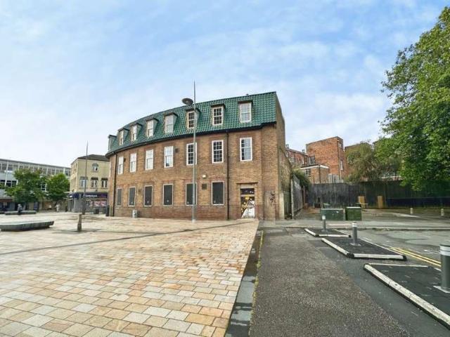 Property for sale in Joiner's Square, Hanley