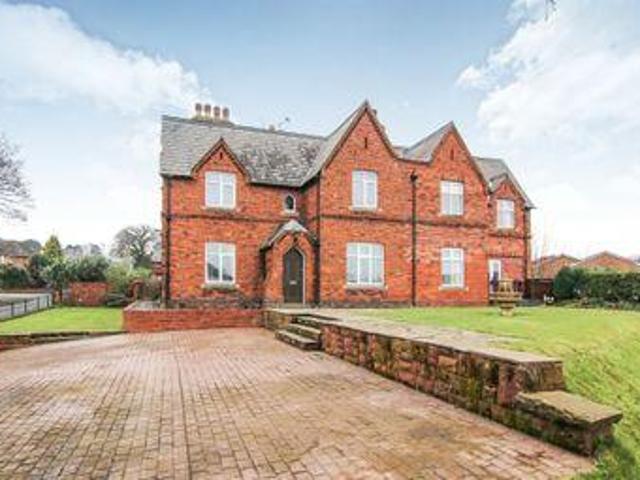 House for sale in Rossmore, Cheshire