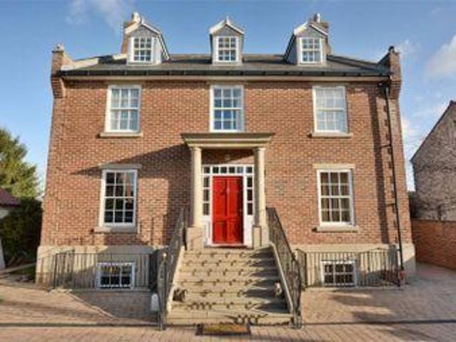 House for sale in West Yorkshire