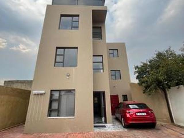 Commercial for sale in Diepkloof, Vosloorus