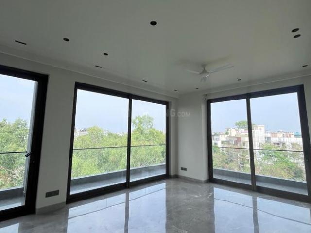 Duplex for rent in Deri