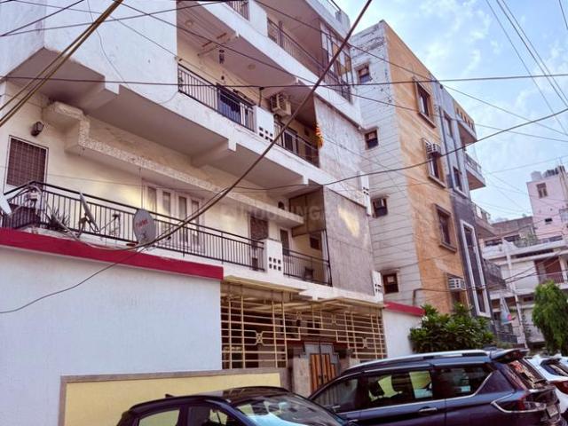 Duplex for sale in West Delhi, Deri