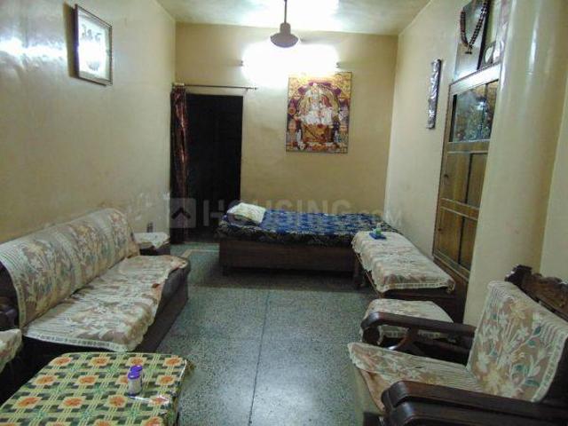Flat for sale in North Delhi, Deri