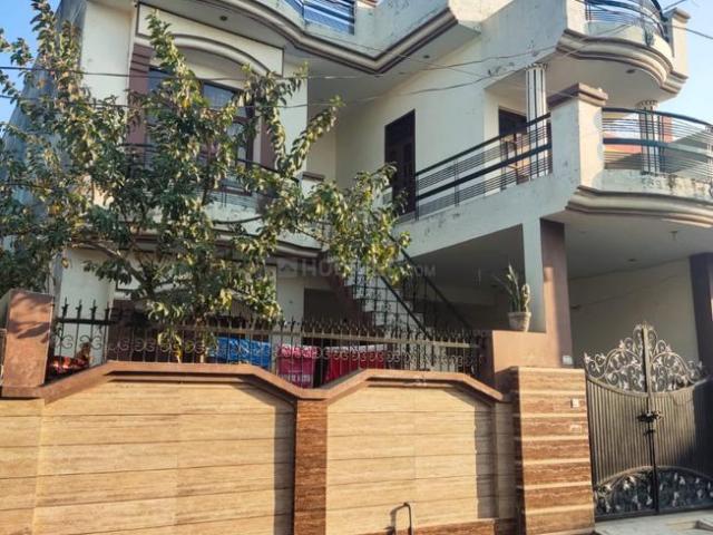 House for sale in Hariana