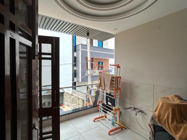 House for sale in South West Delhi, Deri