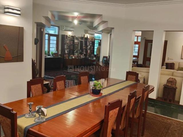 House for sale in Deri