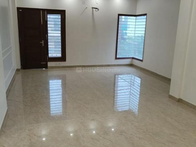 House for sale in Hariana