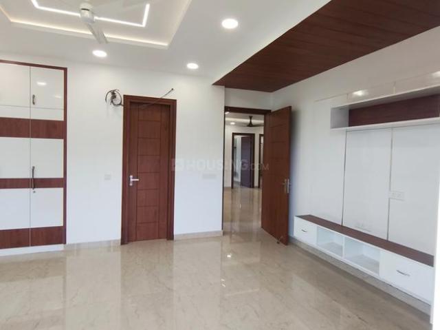 House for sale in Hariana