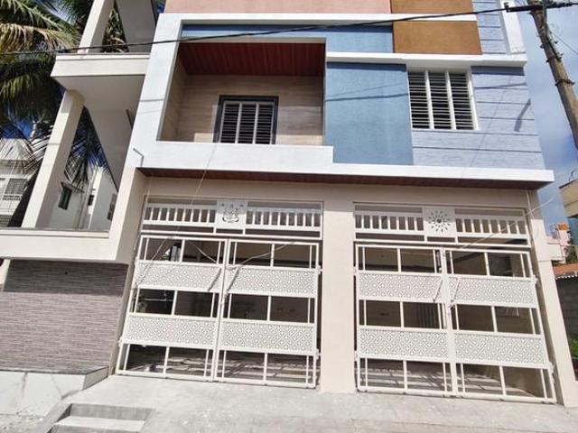 House for sale in Bangalore North, Cox Town - Bangalore