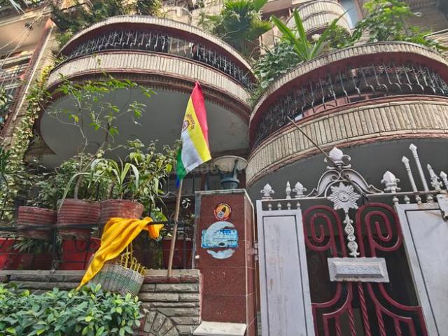 Villa for sale in East Delhi, Deri