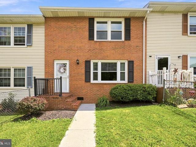 Townhouse for sale in Virginia