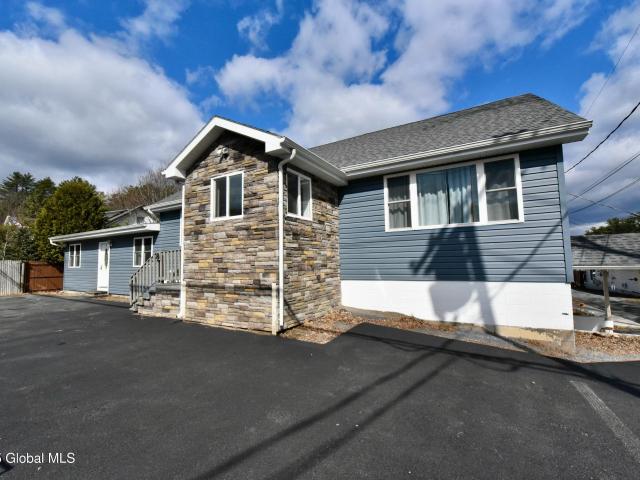 Commercial for sale in Lake George