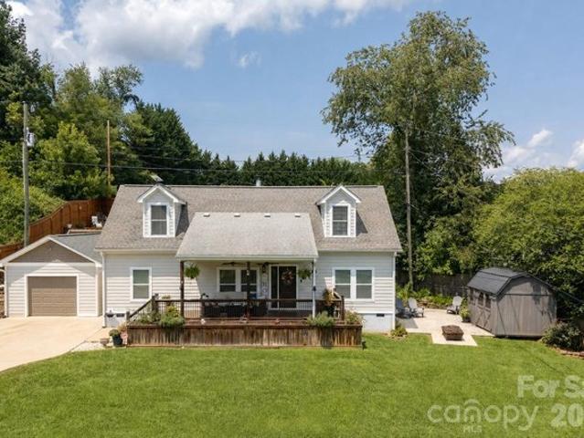 House for sale in Candler, North Carolina