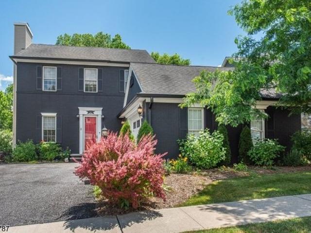 House for sale in Hamburg, New Jersey