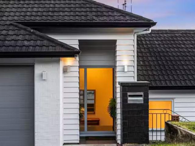 House for sale in Awhitu