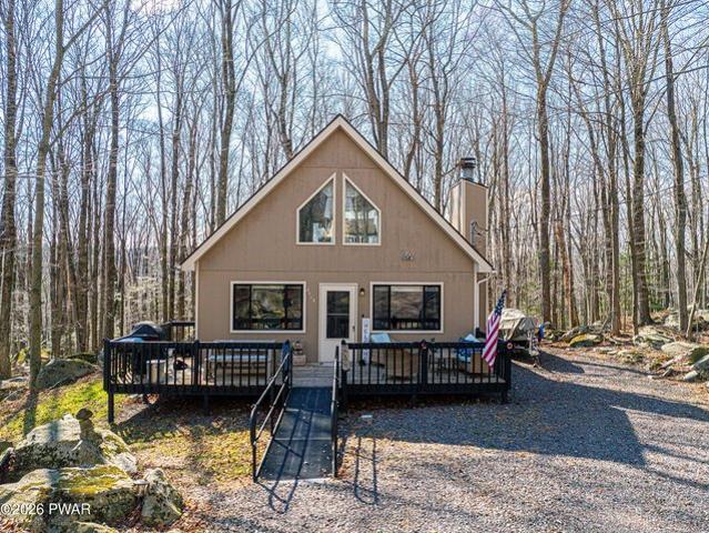 House for sale in Lake Ariel, Pennsylvania
