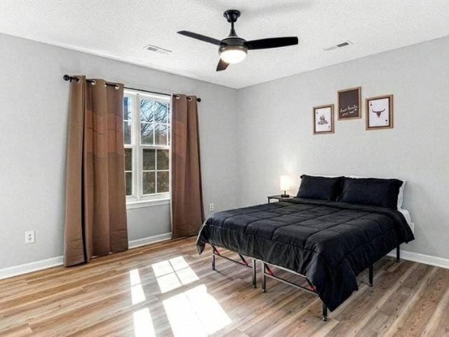 Room for rent in Mecklenburg, North Carolina