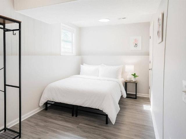 Room for rent in Oak Springs, College Park