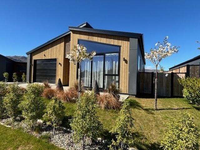 House for rent in Otakou