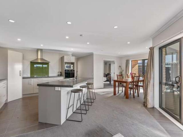 House for sale in Richmond Heights, Taupō District