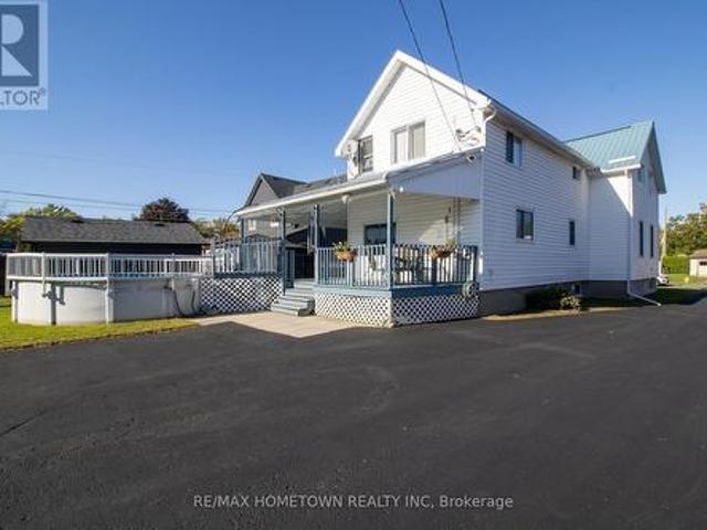 Property for sale in Iroquois, South Dundas