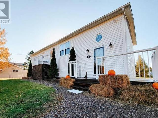 House for sale in Corner Brook, Newfoundland And Labrador
