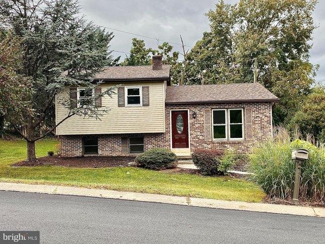 House for sale in Stevens, Pennsylvania