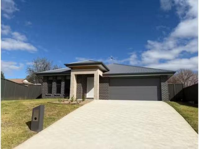 House for rent in Bathurst, New South Wales