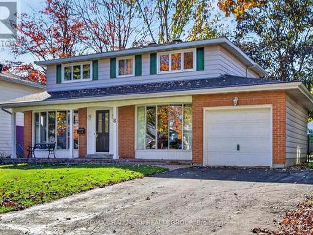 House for sale in Blackburn Hamlet, Ottawa