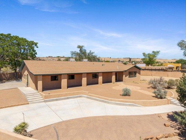 House for sale in Corrales, New Mexico