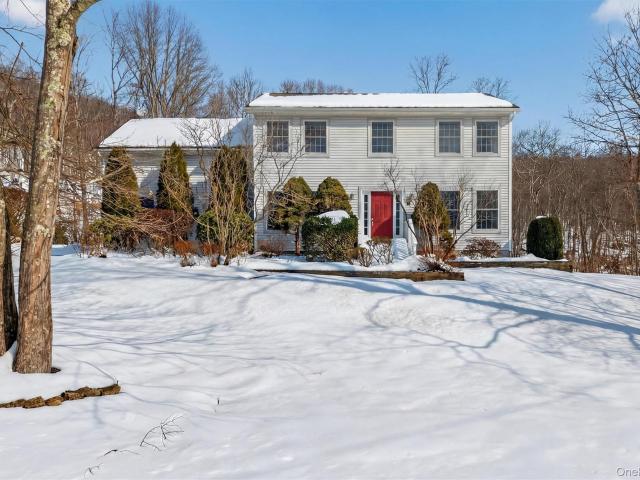 House for sale in Southfields, New York