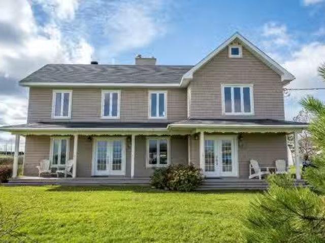 House for sale in Les Îles-de-la-madeleine, Quebec