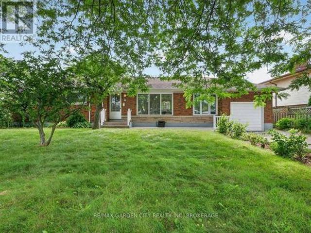 House for sale in Niagara, Ontario