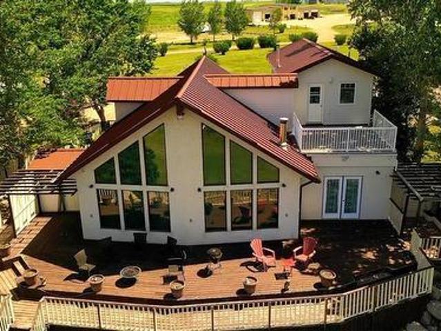 House for sale in Midale