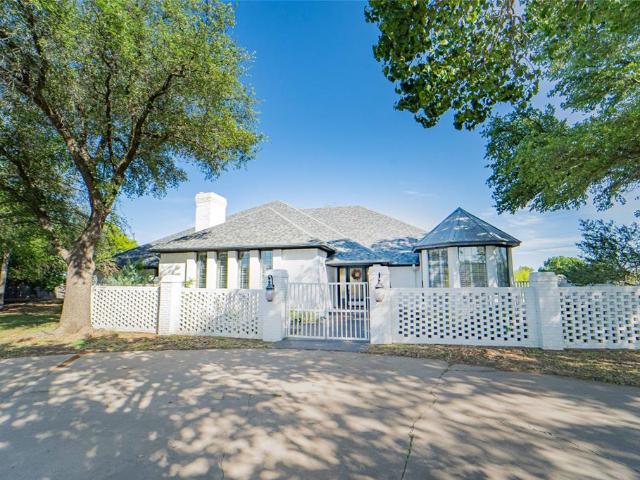 House for sale in Breckenridge, Texas