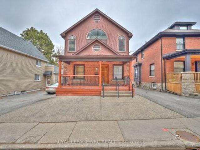 House for sale in Niagara, Ontario