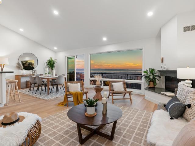 Townhouse for sale in Oakland, Alameda County