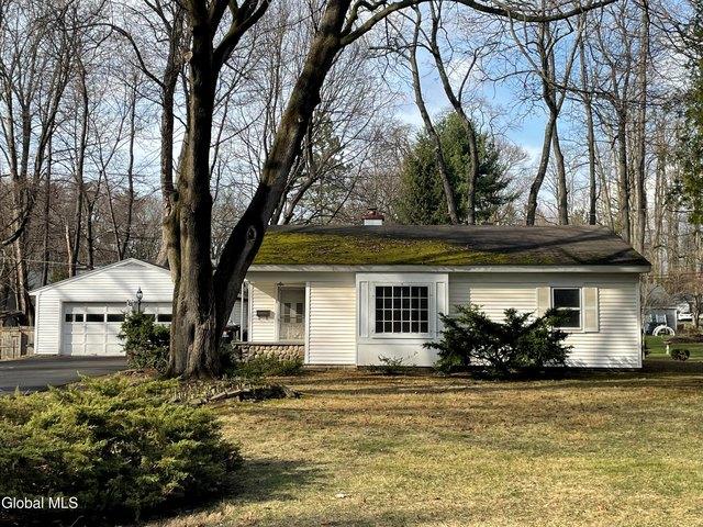 House for sale in Colonie, New York
