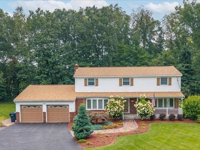 House for sale in Saratoga, New York