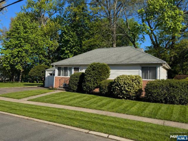 House for sale in Glen Rock, New Jersey