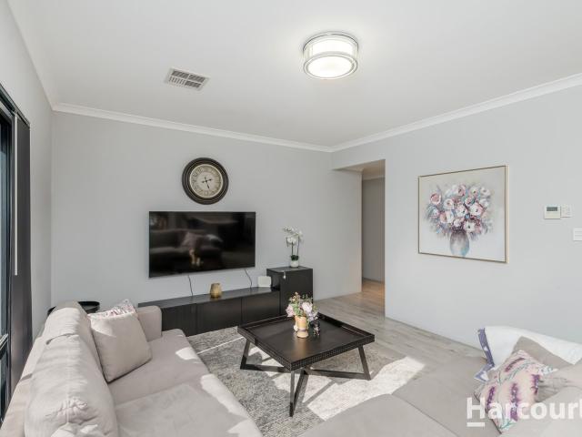 Apartment for rent in Woodvale, Western Australia