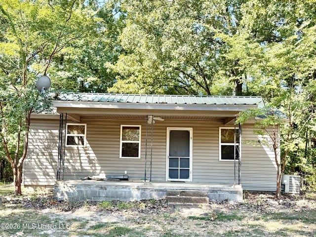 House for sale in Como, Mississippi