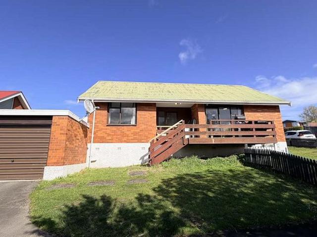 House for rent in Otakou