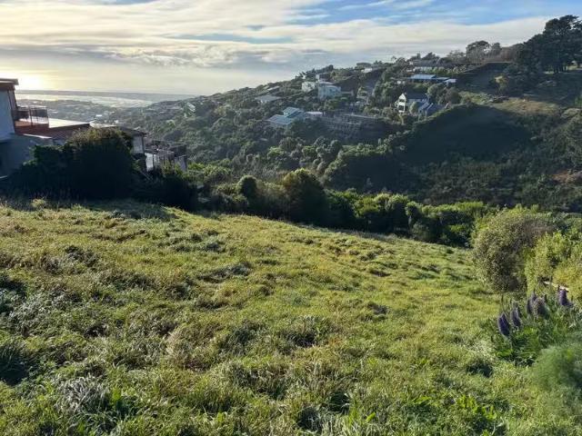 House for sale in Chaslands, Canterbury