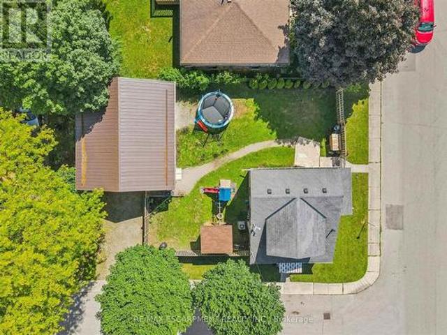 House for sale in County Of Brant, Ontario