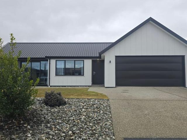 House for rent in Otakou